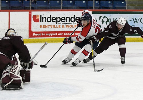 Consolation round kicks off with 6-3 Axemen win over SMU
